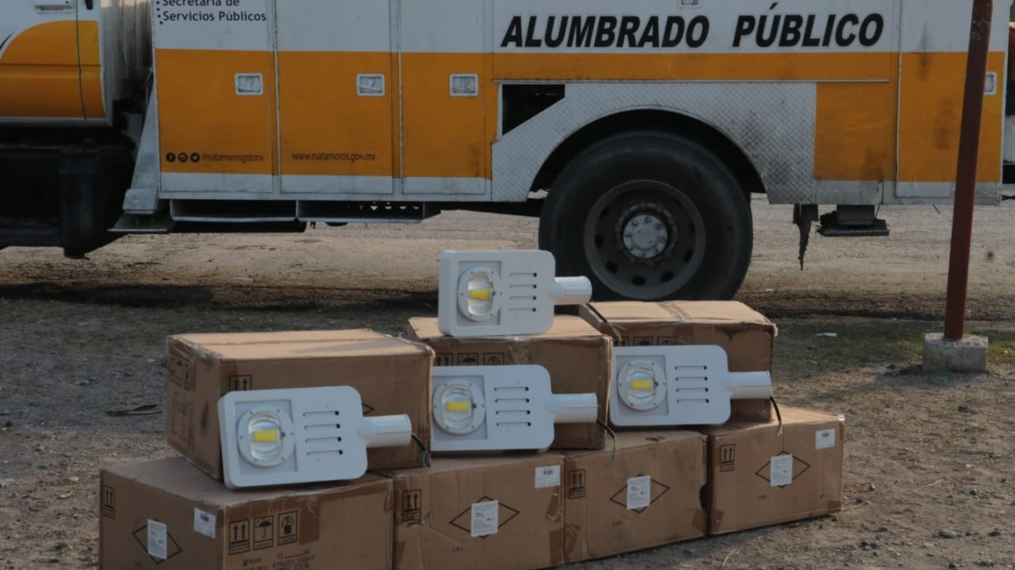 Inicia instalación de 10 mil nuevas luminarias tipo led en Matamoros