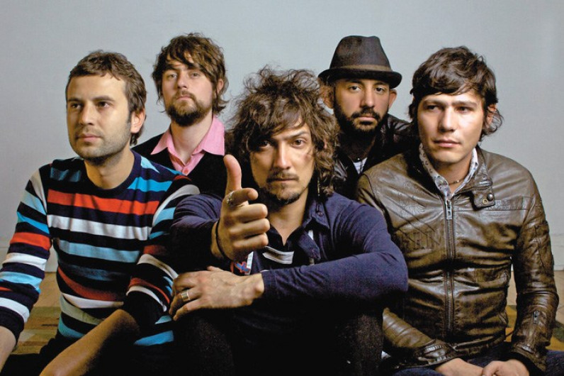 Zoé estrena su nueva canción “Fiebre” 