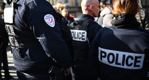 Prolonga Francia controles de seguridad por amenaza terrorista 