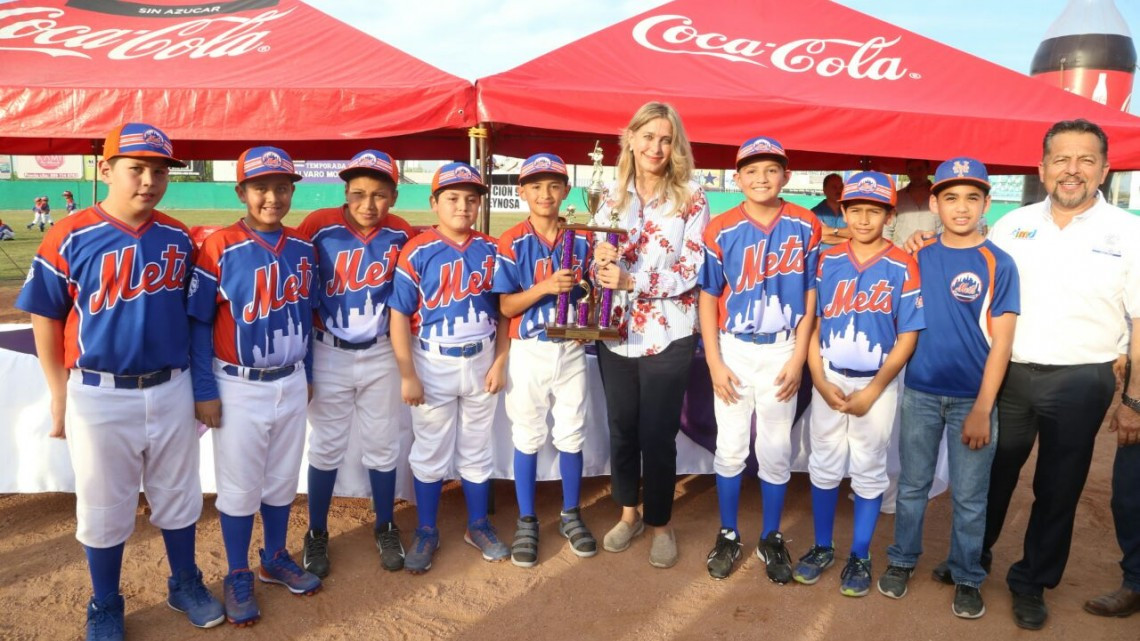 Inaugura alcaldesa torneo de la Liga Niños Héroes