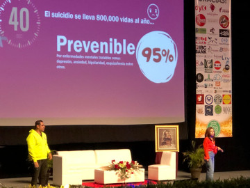 Brinda Arturo Sifuentes charla dentro del Congreso IUVE 2022