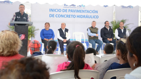 Inicia Chucho Nader nueva obra de pavimentación en la Borreguera