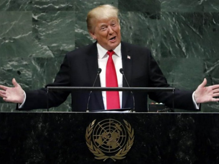 No se reían de mí. Estaban riéndose conmigo: Trump