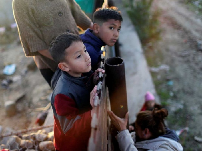 Nielsen culpa a Congreso por crisis migratoria