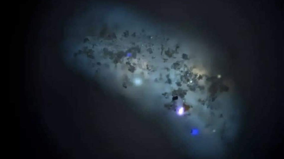 Mujer observa cenizas de su padre en microscopio y descubre microcosmos 