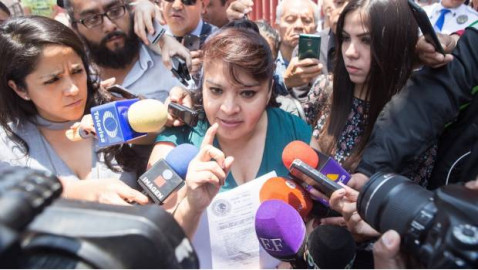 Nestora Salgado demanda a José Antonio Meade