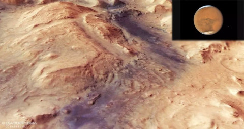 Fotografían en Marte barranco rocoso, podría ser clave para su formación