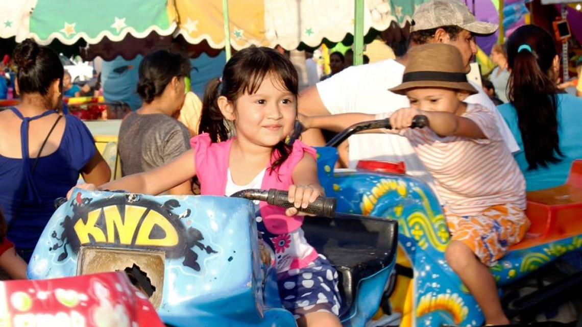 Ayuntamiento trae juegos mecánicos gratis