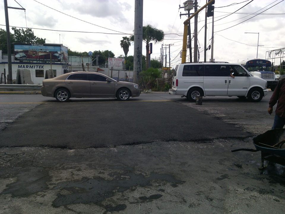 Realizan actividades de bacheo