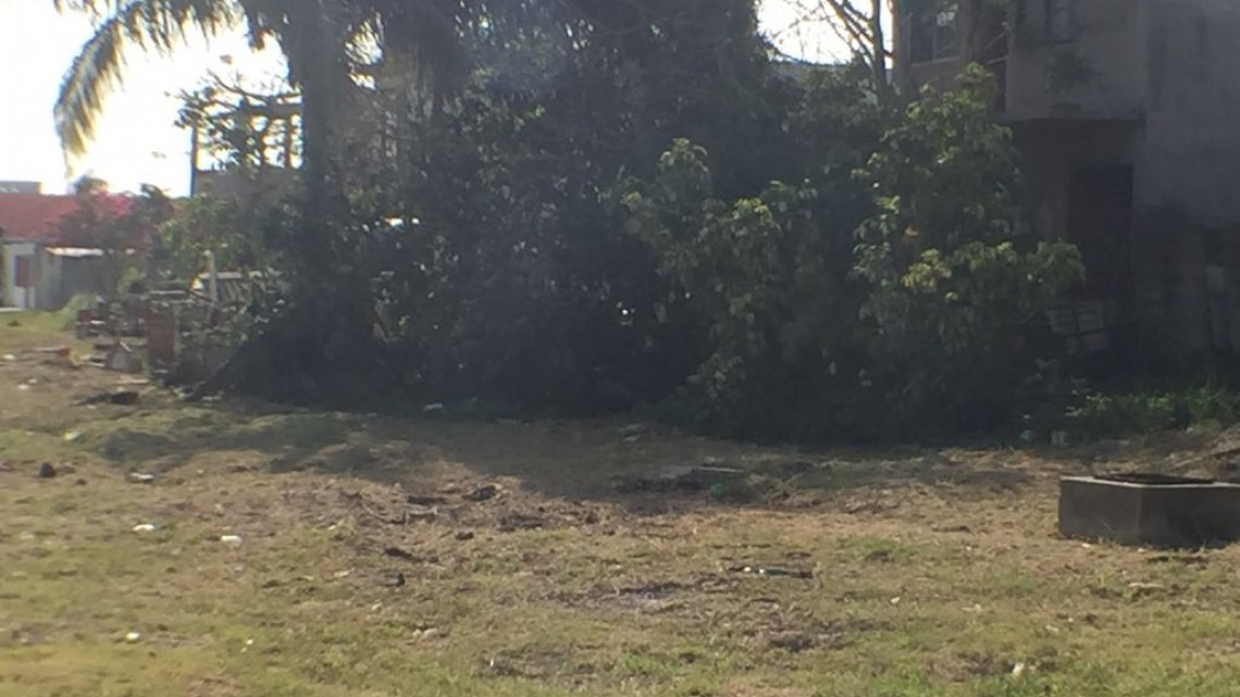 Delimitan periferia de escuela secundaria para evitar invasión