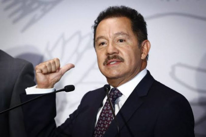 Nacho Mier anuncia derogación del artículo 26 de la Ley General de Comunicación Social