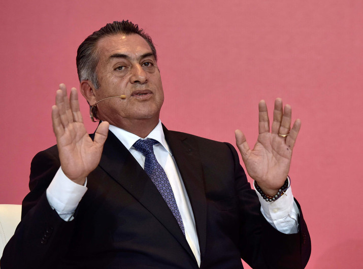 ‘El Bronco’ es multado por financiamiento irregular