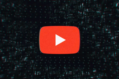 Eliminan 17 mil canales de YouTube por discursos de odio
