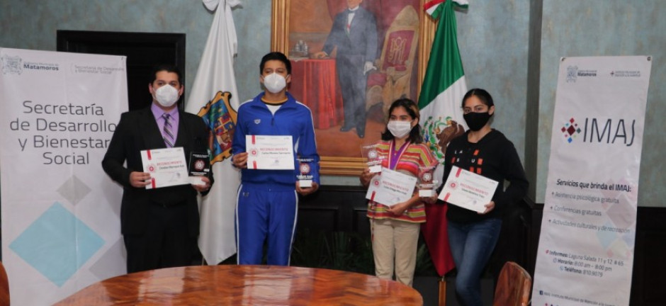Gobierno Municipal reconoce a jóvenes destacados y les agradece por poner en alto el nombre de Matamoros