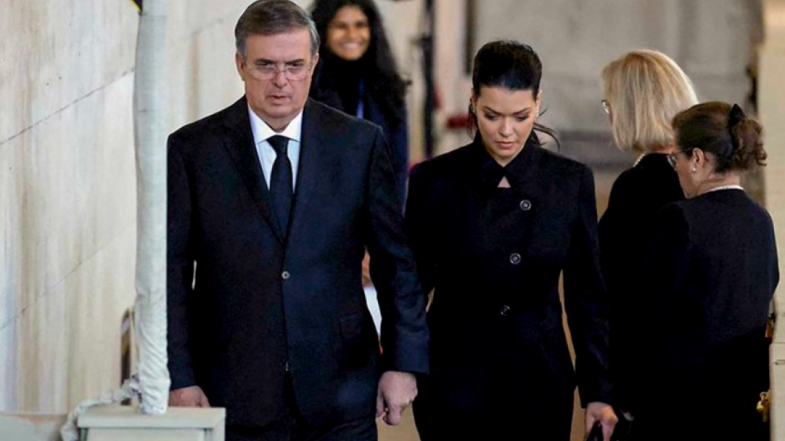 Funeral de la reina Isabel II: El féretro es trasladado al Castillo de Windsor 