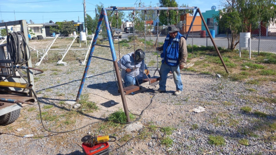 Aplica Municipio mantenimiento permanente de Plazas públicas 