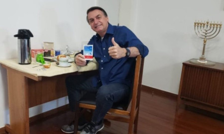 Bolsonaro da negativo en una nueva prueba de COVID-19