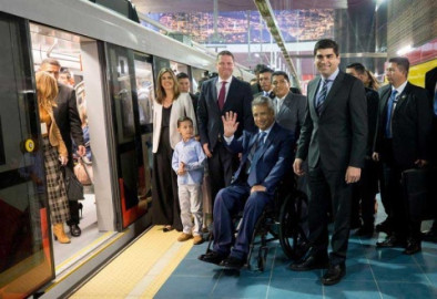 Estrena Ecuador línea de metro