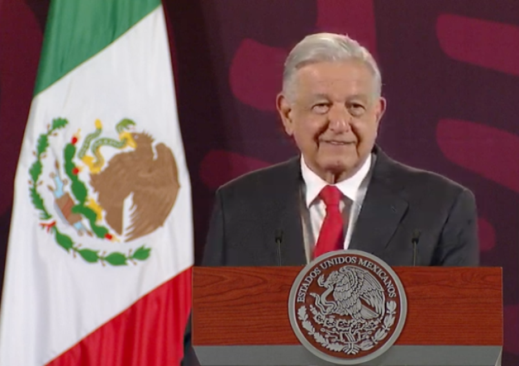 AMLO celebra que INE no prohibió la conferencia matutina