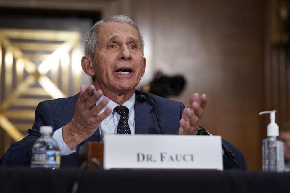 Anthony Fauci dice que EU va en la dirección equivocada en la lucha contra el coronavirus