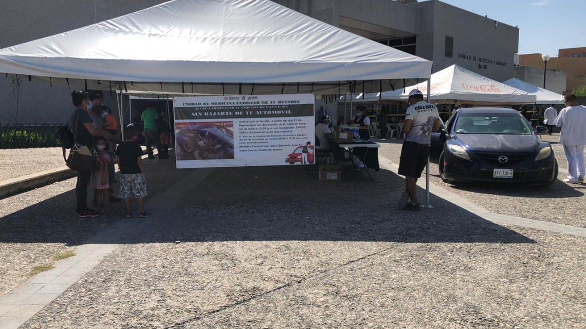 Arranca con éxito campaña de vacunación por autoservicio