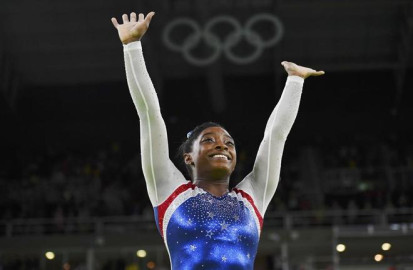 Ex médico abusó sexualmente de Simone Biles