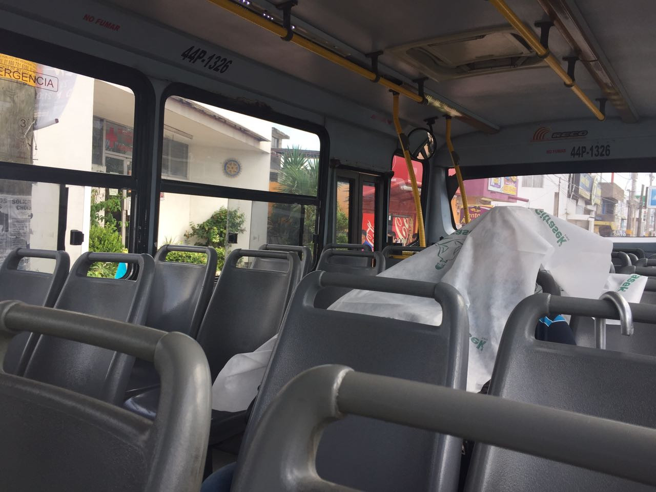 Muere abuelito a bordo de unidad del transporte público