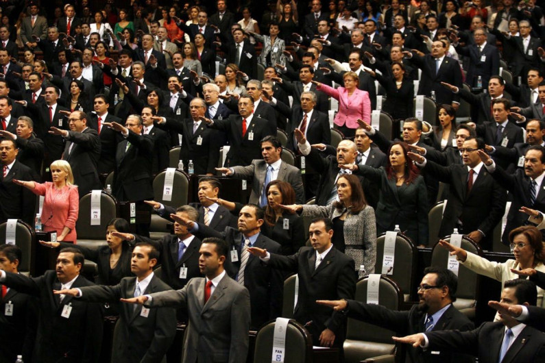 "Gasolinazo" no afecta a Diputados; reciben vales de combustible