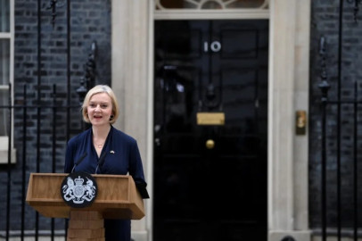 Renuncia Liz Truss como primera ministra del Reino Unido, tras 45 días en el puesto