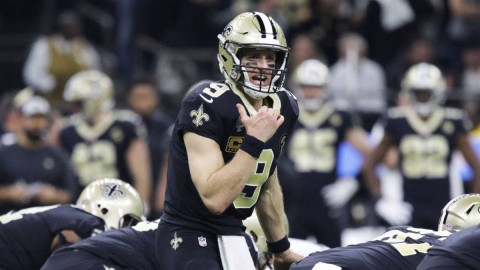 Saints arma una remontada y elimina al campeón