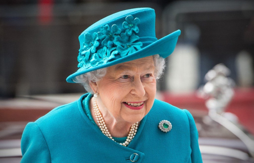 Reina Isabel II celebra cumpleaños 92 junto a su familia