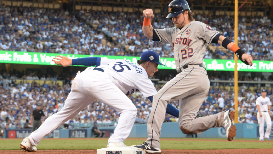 Sólido pitcheo de Kershaw da victoria a Dodgers