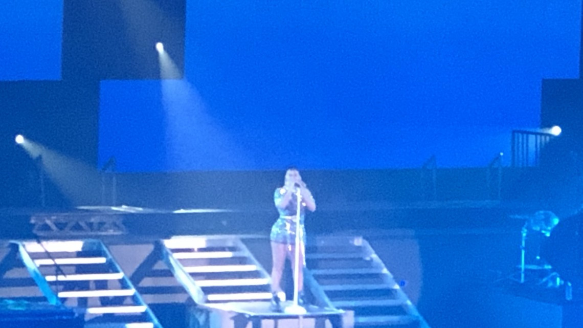 Gloria Trevi se convierte en 'Diosa de la noche' en el Payne Arena