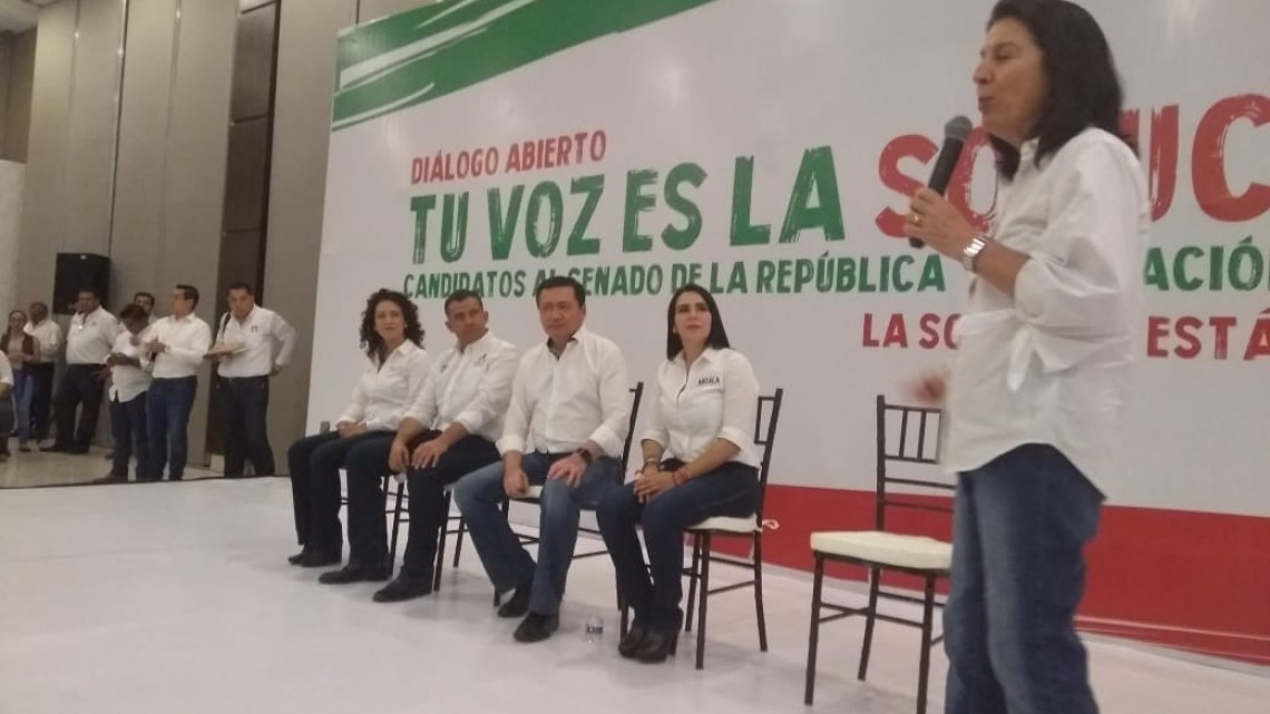 Miguel Ángel Osorio Chong encabezó el diálogo "Tu voz es la solución"