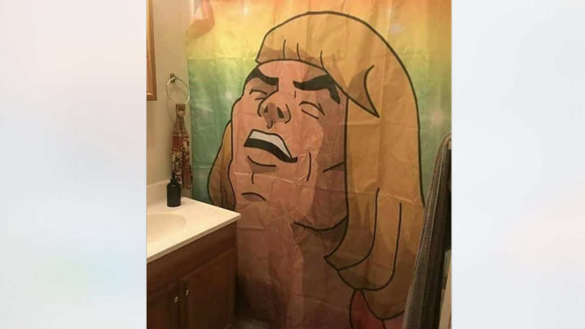 Las doce cortinas de baño que causan alegría en Twitter