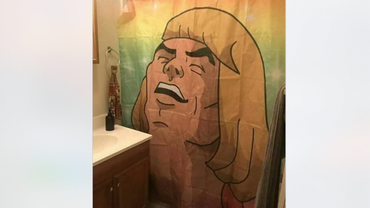 Las doce cortinas de baño que causan alegría en Twitter