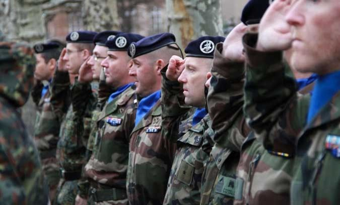 Crean en Europa para misiones militares no ejecutivas un "cuartel general"