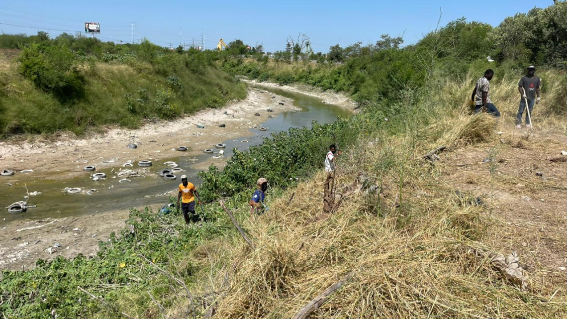 Entregan herramientas a madres buscadoras