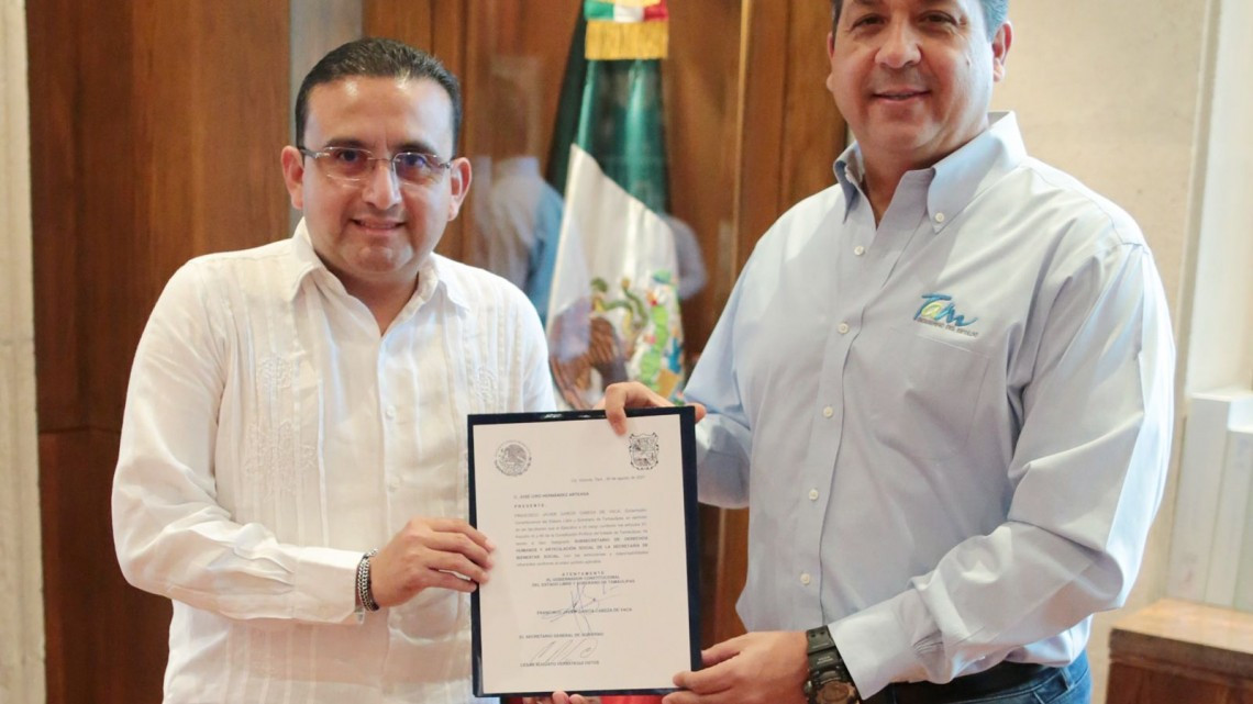 Entrega Cabeza de Vaca nuevos nombramientos en Bienestar Social, Finanzas y Administración 