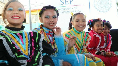 Se manifiesta niño contra la Reforma Educativa