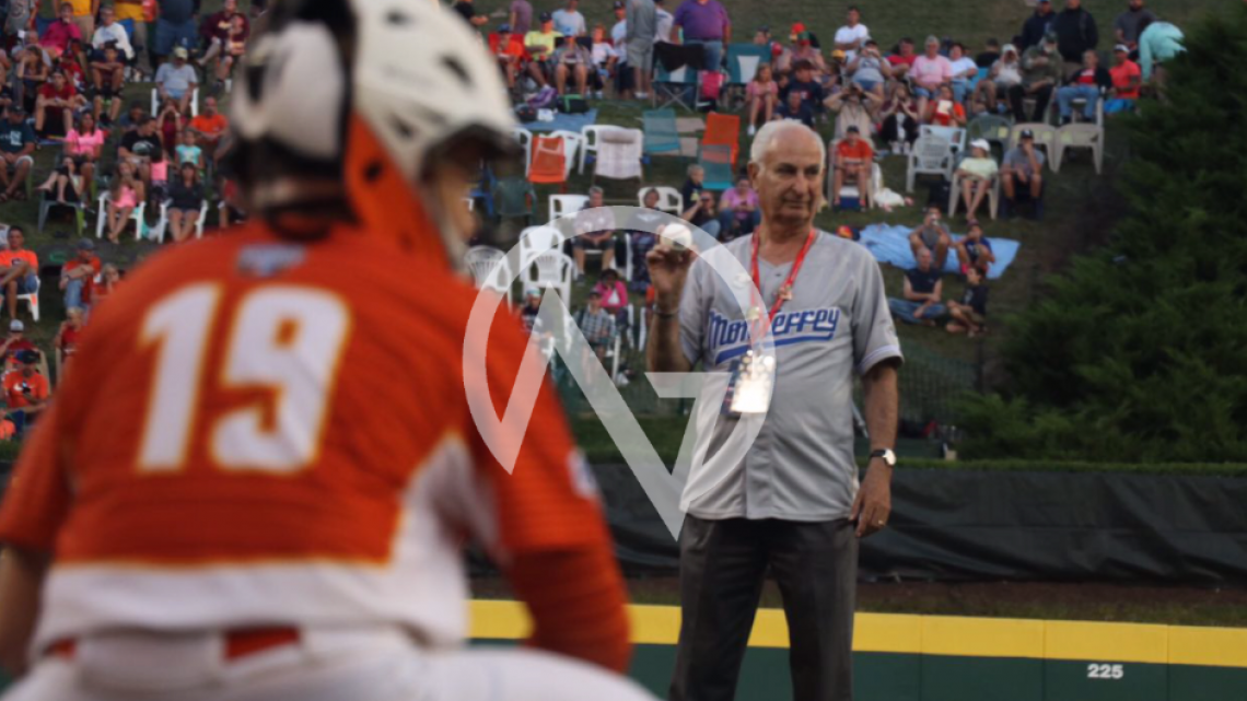 Ángel Macías ingresa al Salón de la Excelencia de Ligas Pequeñas   