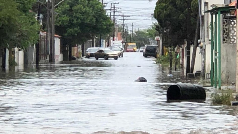 Despliega JAD cuadrillas para limpiar alcantarillas