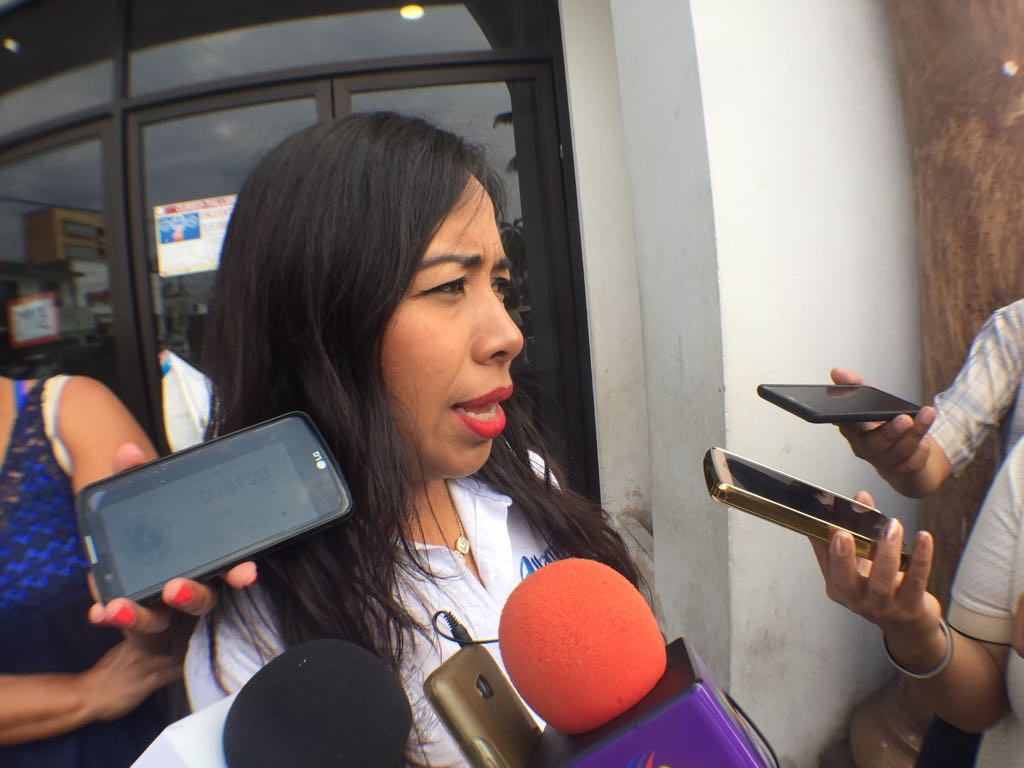 Necesarias las cuotas escolares: Jazmín Carrión