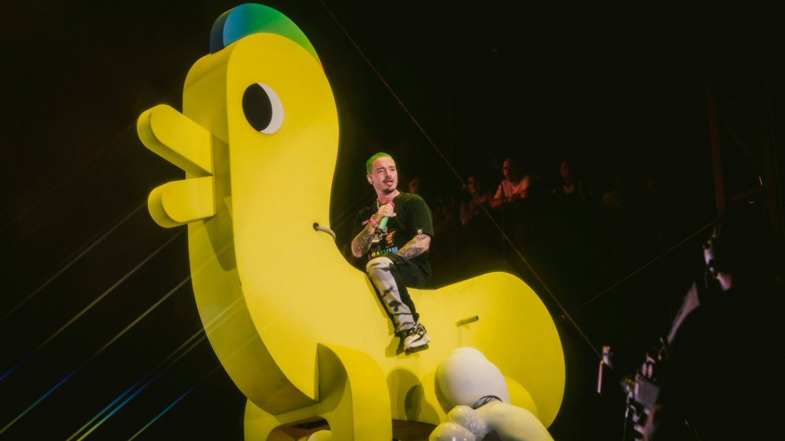 J Balvin hace historia en Lollapalooza