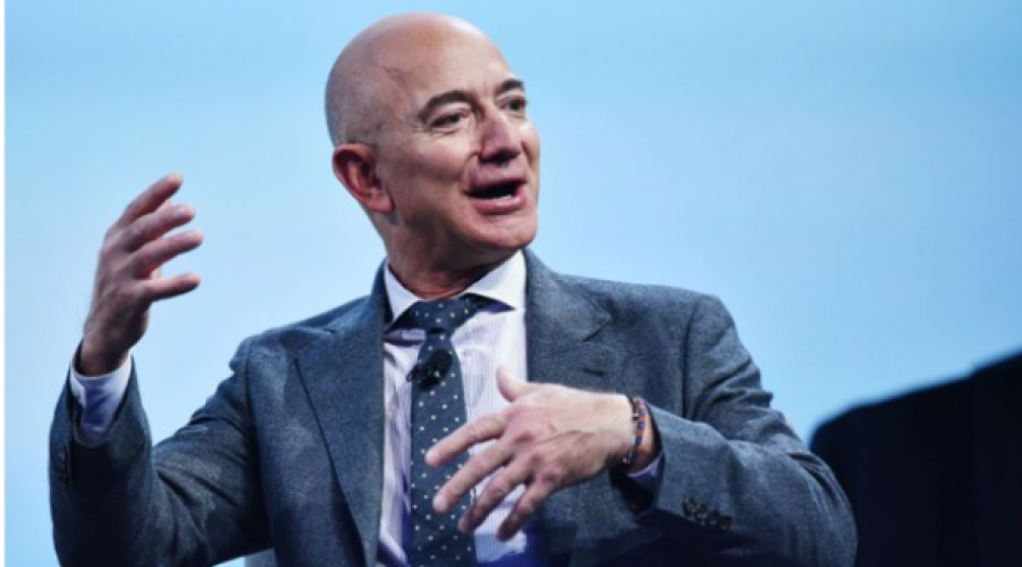 Jeff Bezos crea fundación para contrarrestar el cambio climático