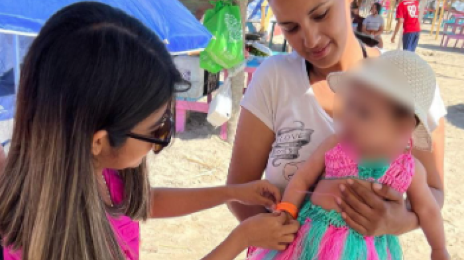 Colocan 809 pulseras de identificación en “Módulo del Niño Perdido” en Playa Bagdad