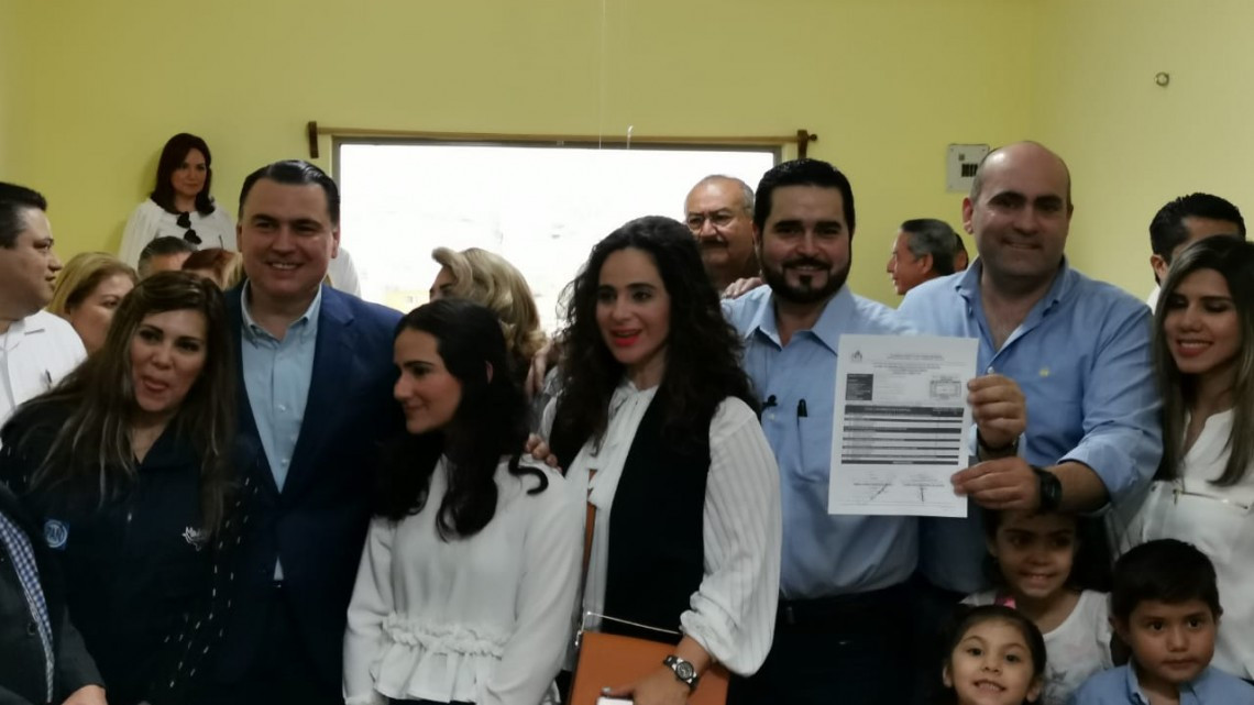 Se registra Garza Faz como candidato del Distrito 05