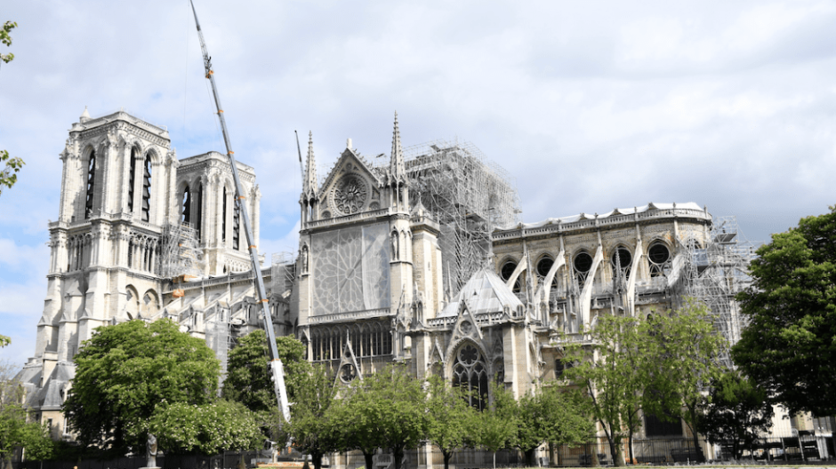 Aprueban proyecto de ley para reconstrucción de Notre Dame