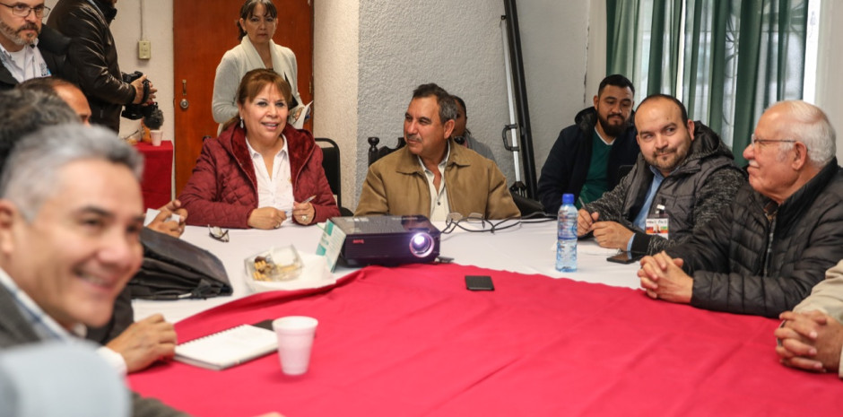 Brinda Gobierno local apoyo a productores y ganaderos