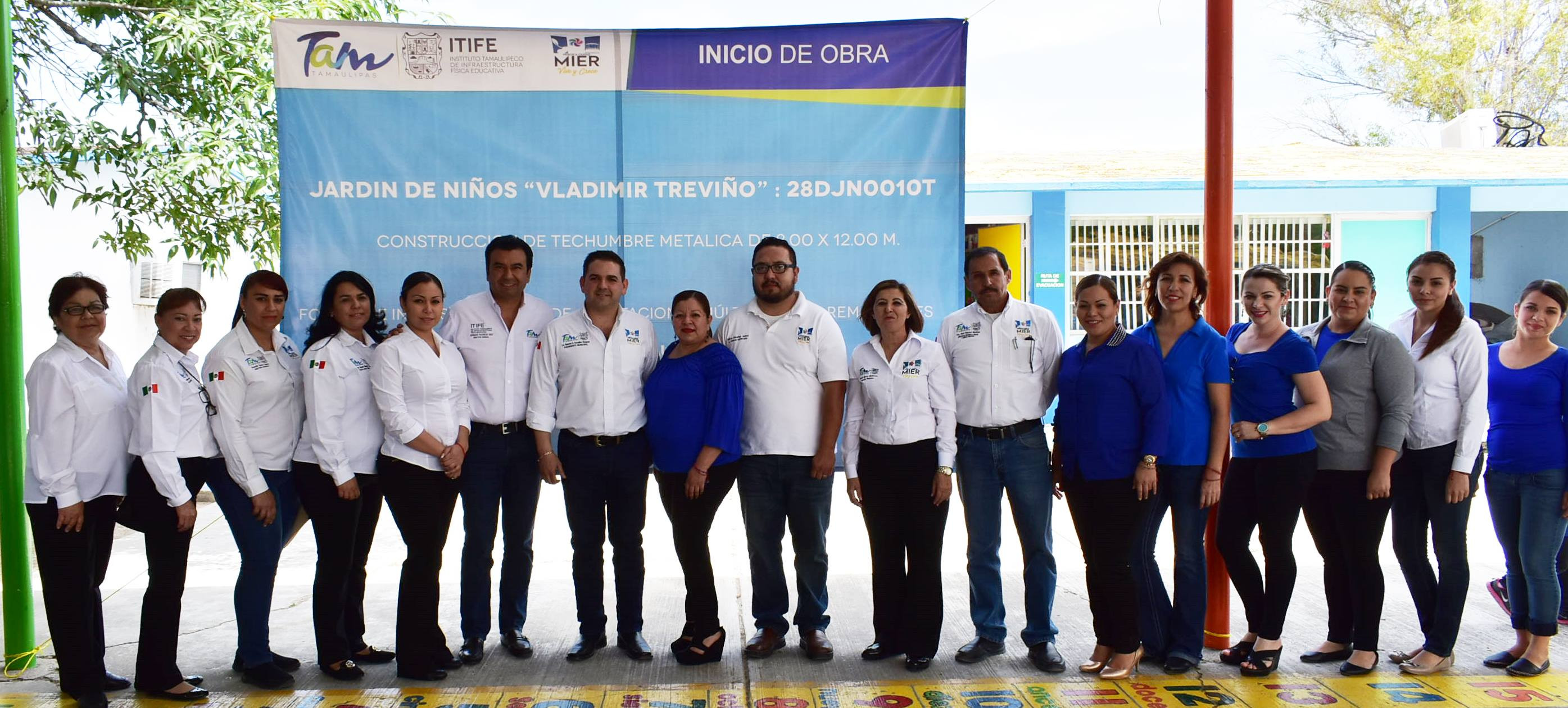 ITIFE y alcalde comienzan obras de construcción 